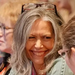 Suzanne Jack